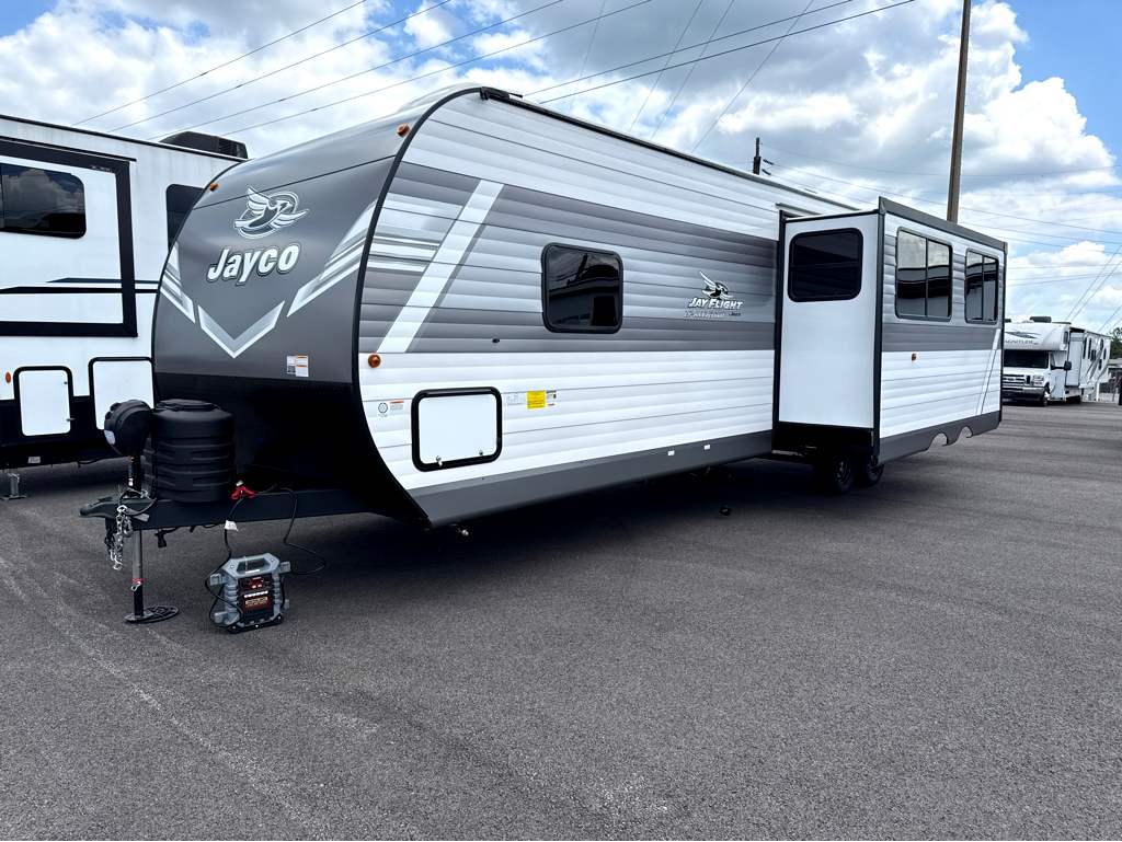 2027 JAYCO JAY FLIGHT 330TBS - Image 4