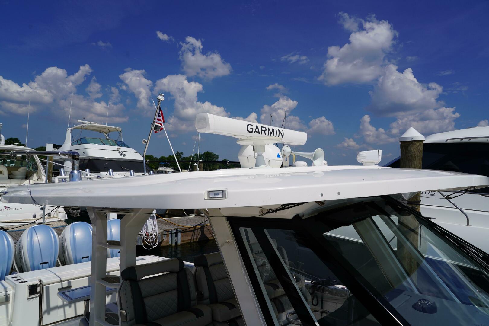 2022 PURSUIT S 428 Sport Base - Image 19