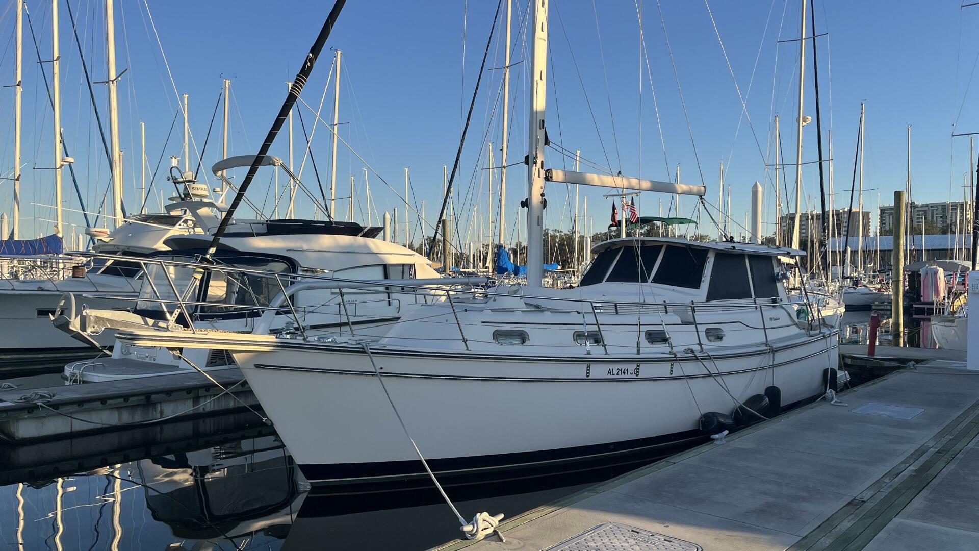 2008 Island Packet PY Trawler / Motorsailer - Image 1