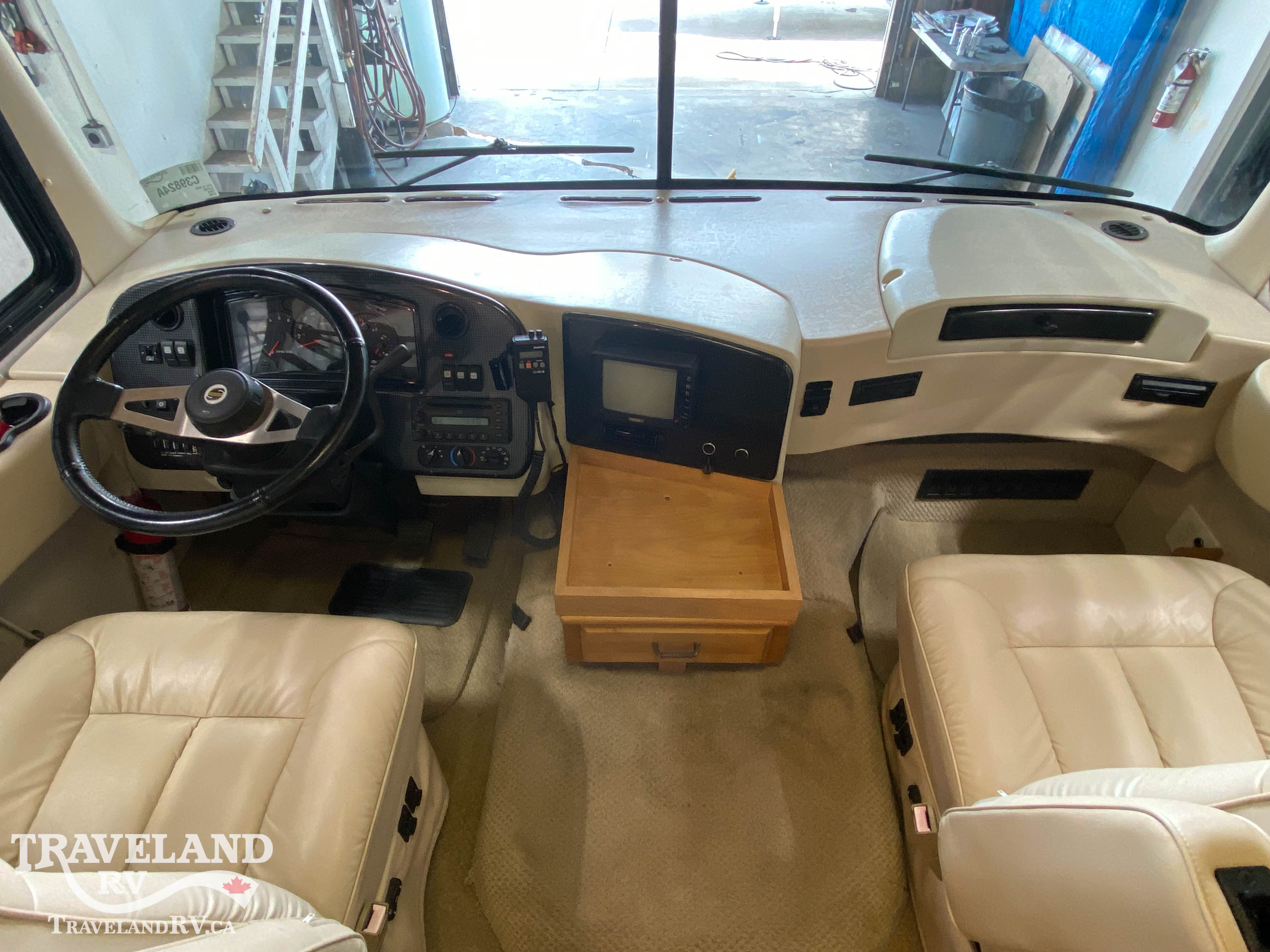 2005 SAFARI TREK 27RB - Image 6