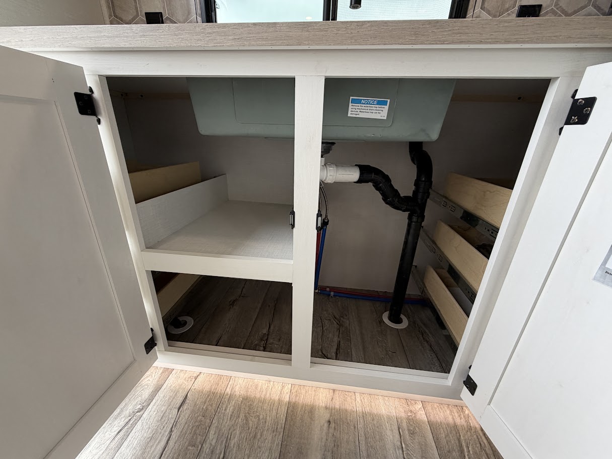 2026 VENTURE RV SIENNA 231VRK - Image 16