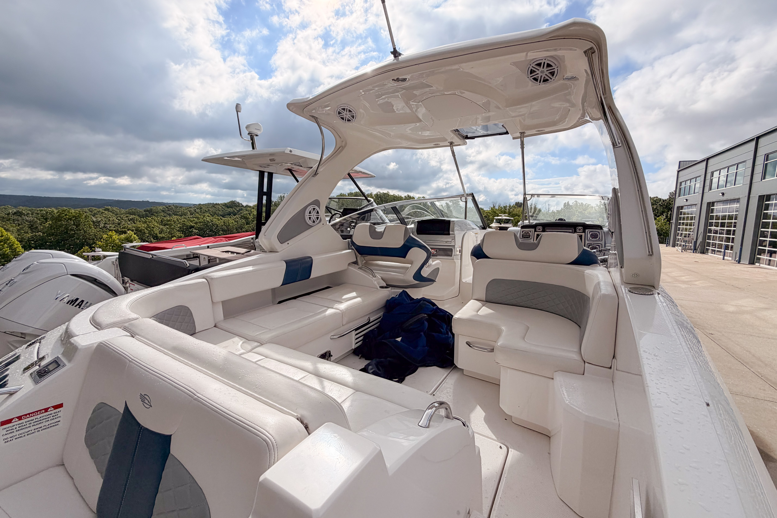 2012 Chaparral 327 SSX - Image 8