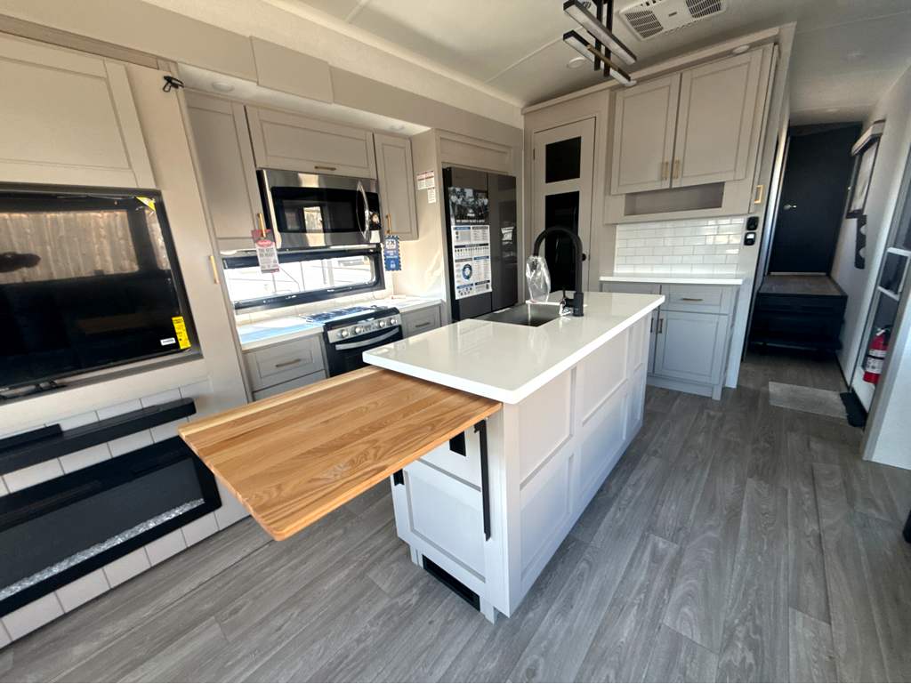 2027 JAYCO NORTH POINT 361RLBH - Image 15