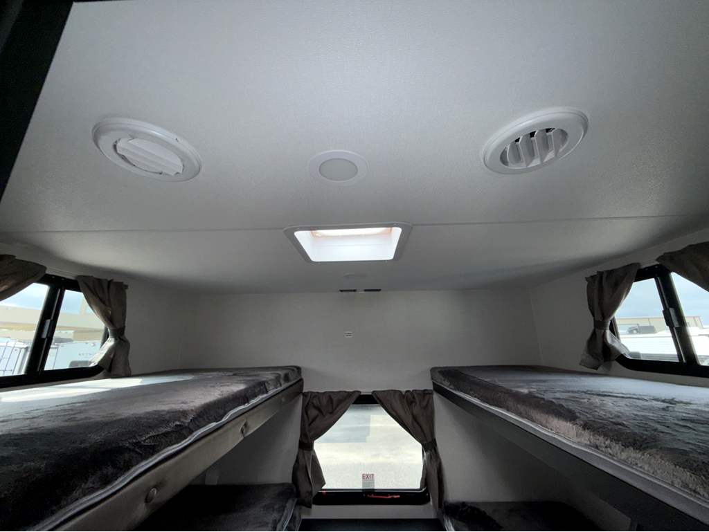 2026 VENTURE RV STRATUS 291VQB - Image 22
