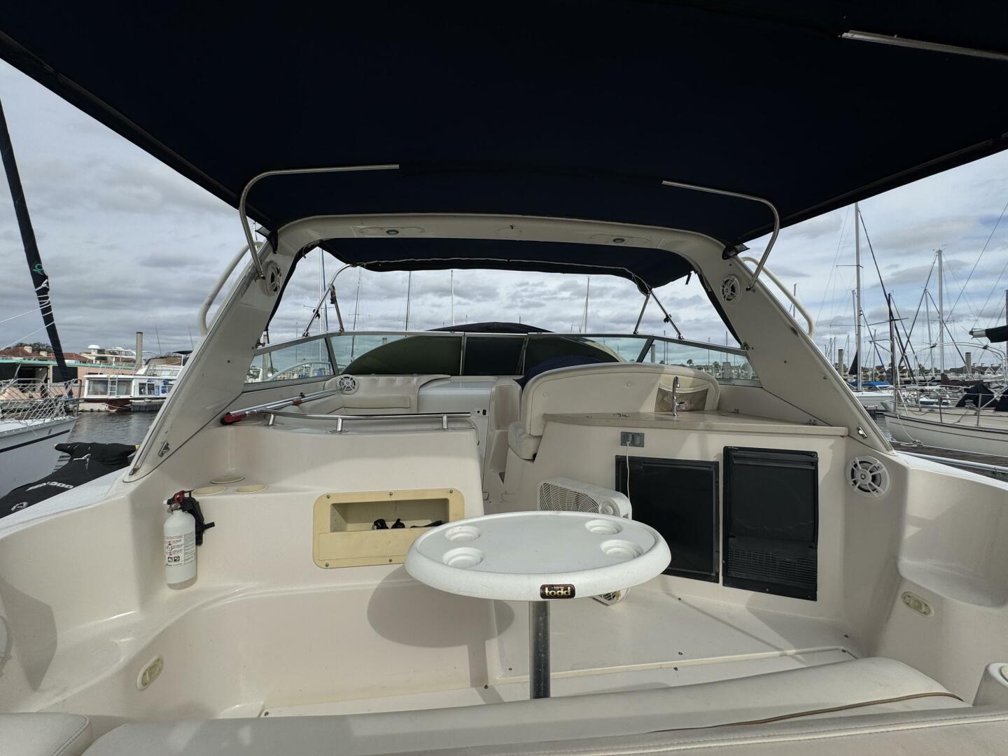 2002 Rinker 342 Fiesta Vee - Image 25