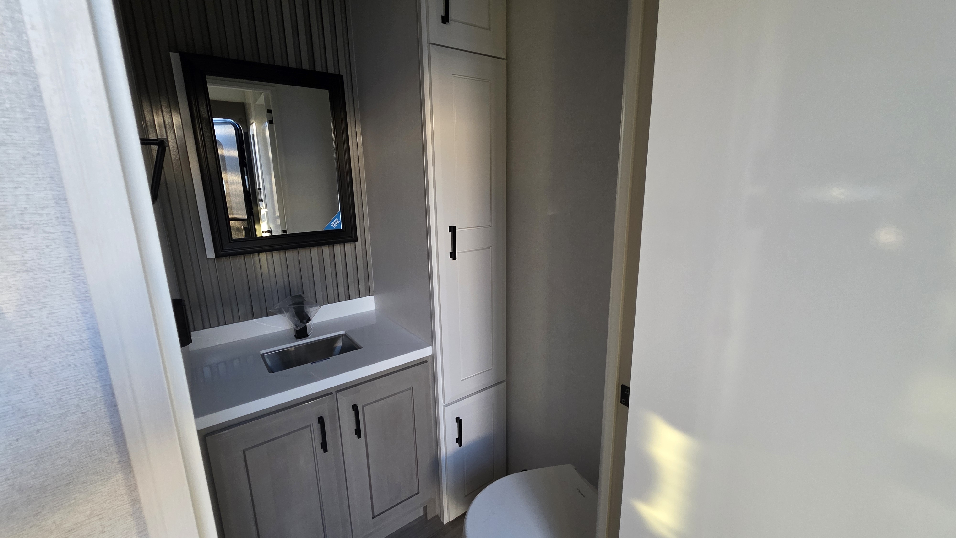 2027 JAYCO PINNACLE 38FBRK - Image 23