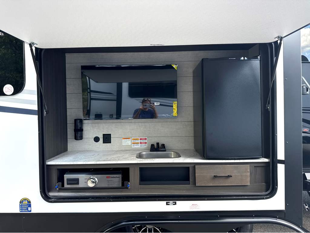 2027 VENTURE RV SPORTTREK 336VRK - Image 6