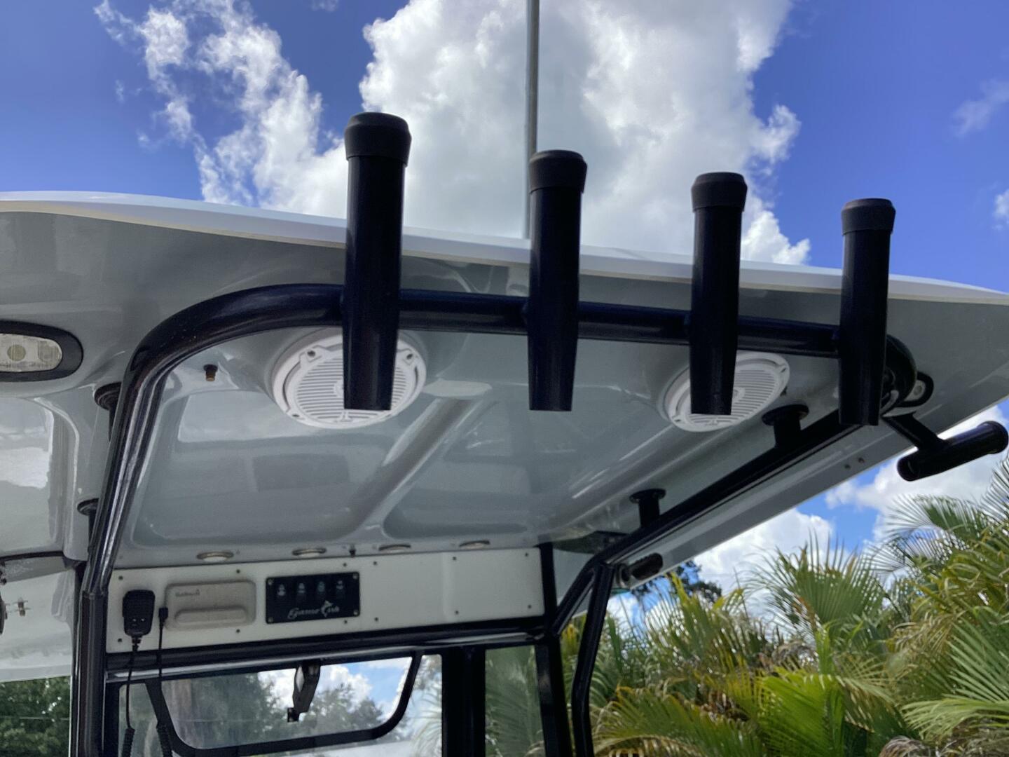 2018 Sea Hunt GAMEFISH 27FS Base - Image 45