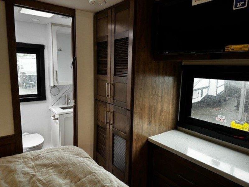 2026 Entegra Coach Accolade 37K - Image 34