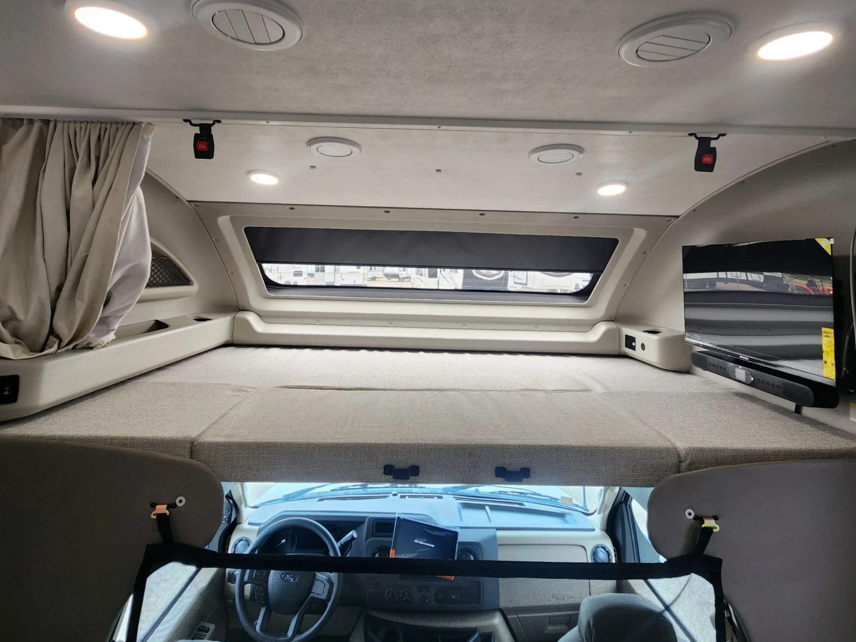 2027 ENTEGRA COACH ODYSSEY 24B - Image 15