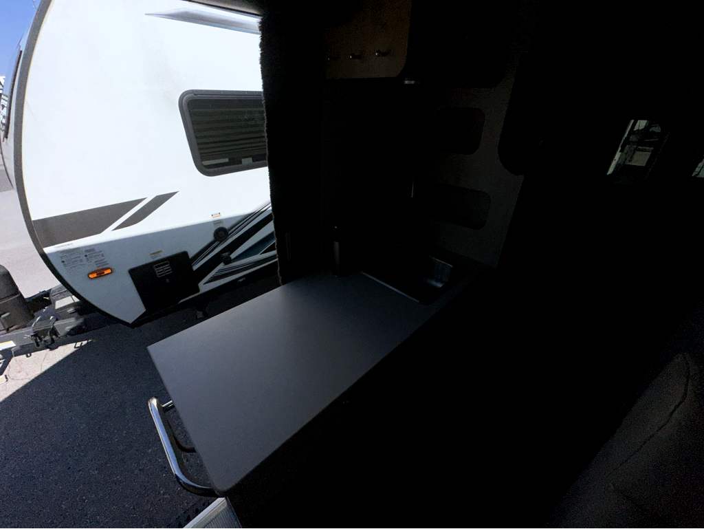 2026 AIRSTREAM RANGELINE - Image 10
