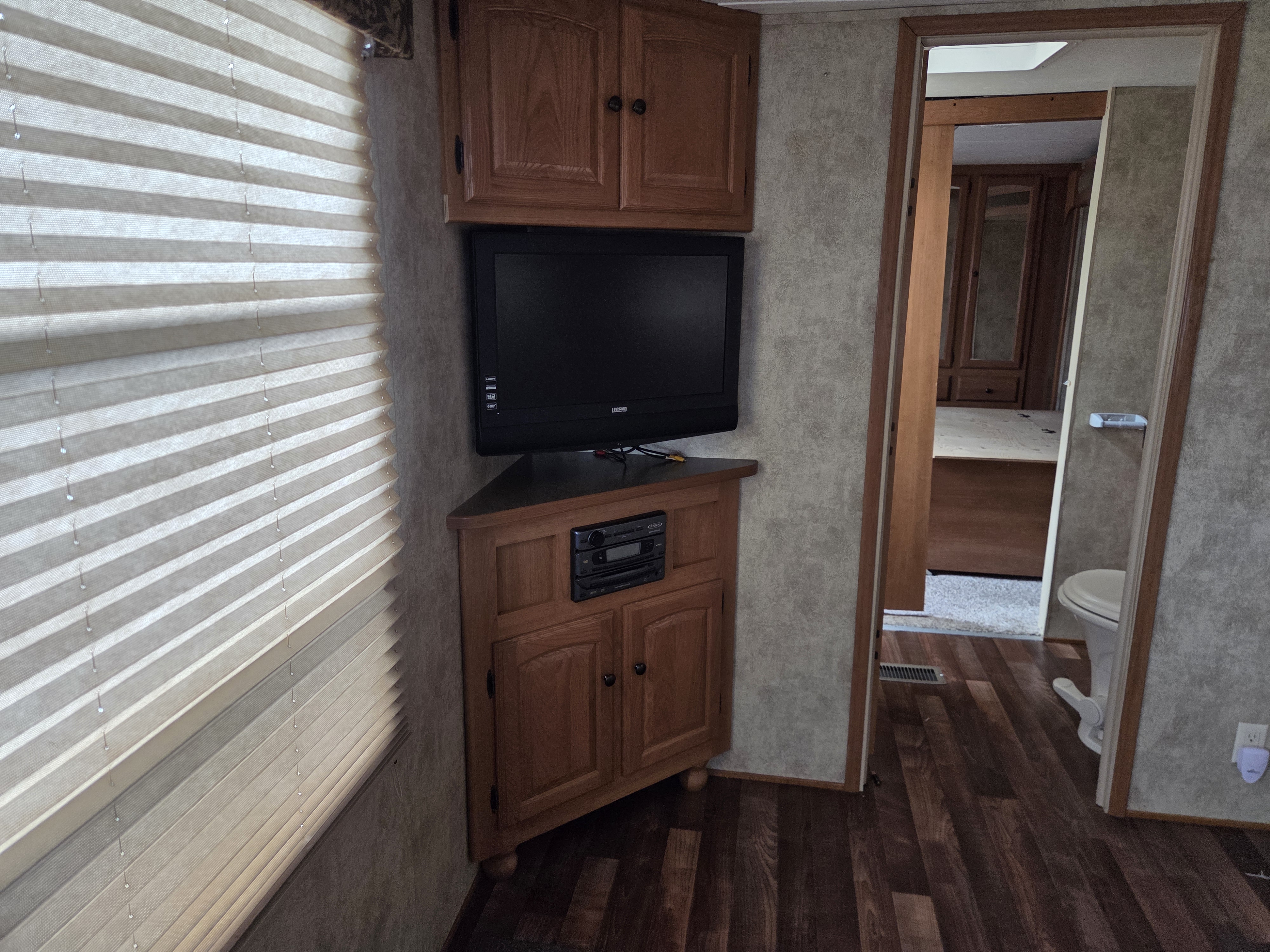 2009 Keystone VR1 323FKS - Image 13