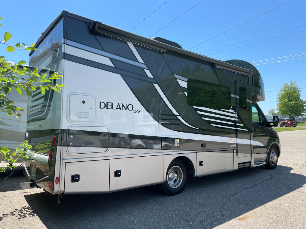 2023 Thor Motor Coach Delano Sprinter 24FB - Image 2