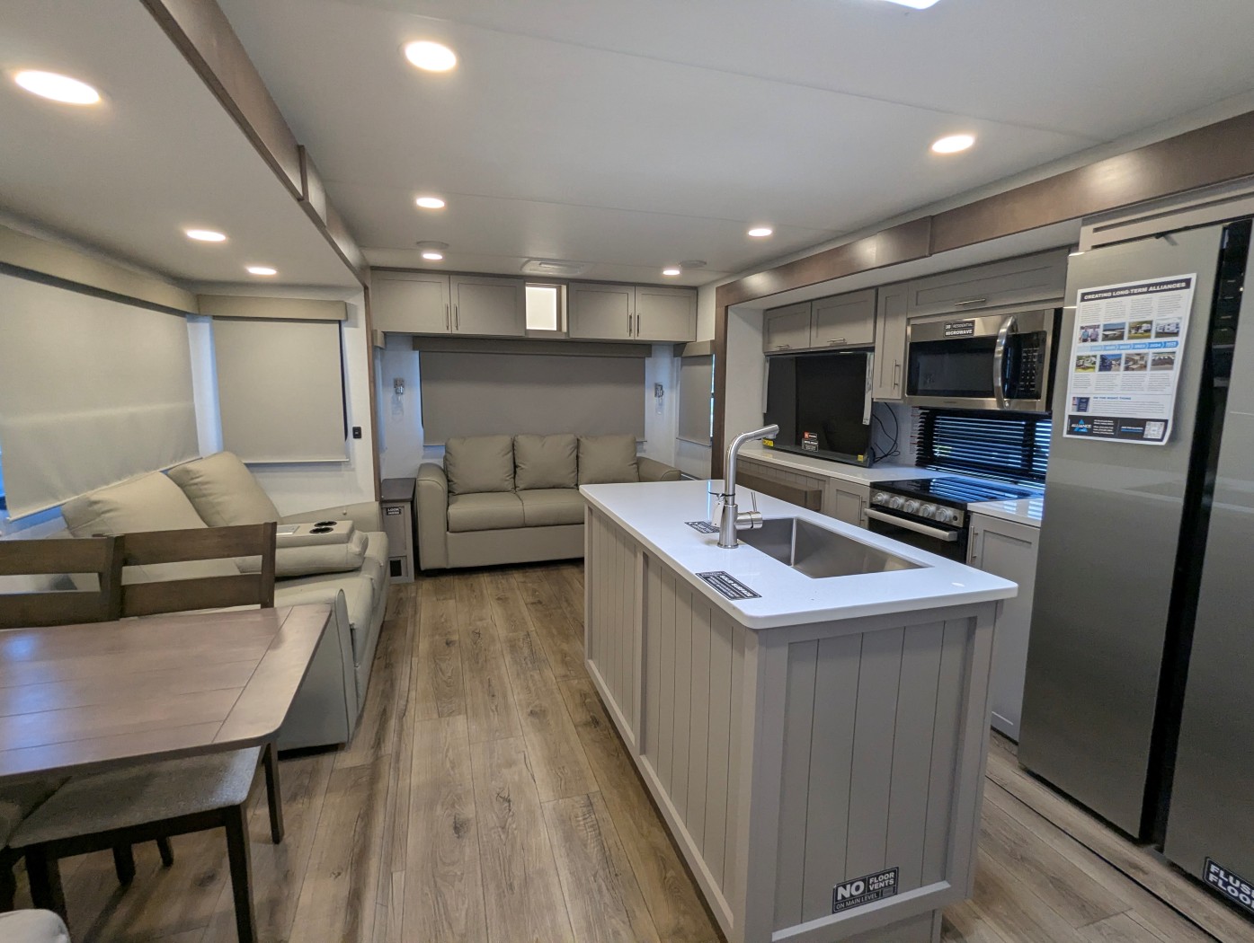 2026 Alliance RV Avenue 298RL - Image 20
