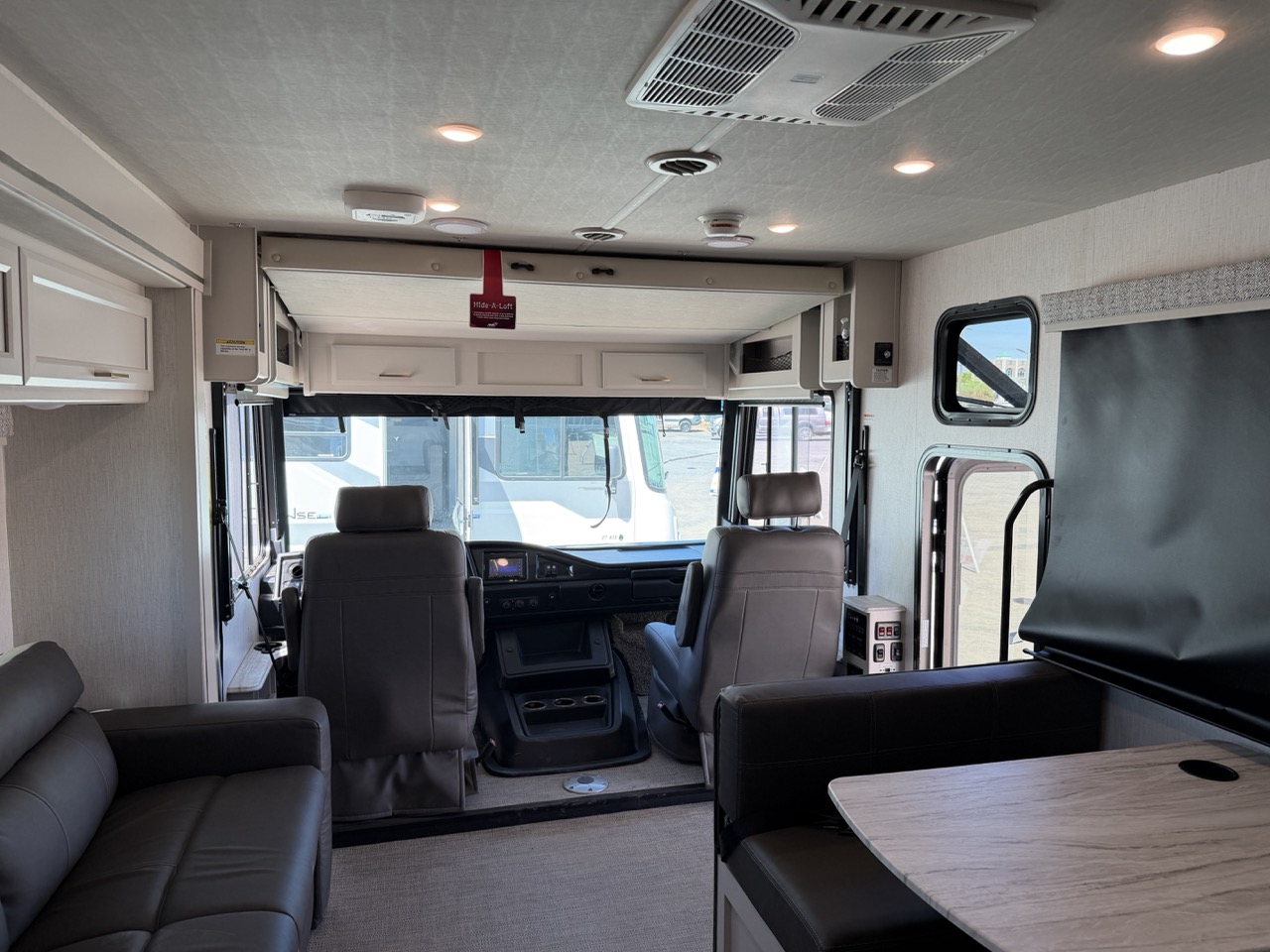 2026 Holiday Rambler Admiral 29M - Image 24