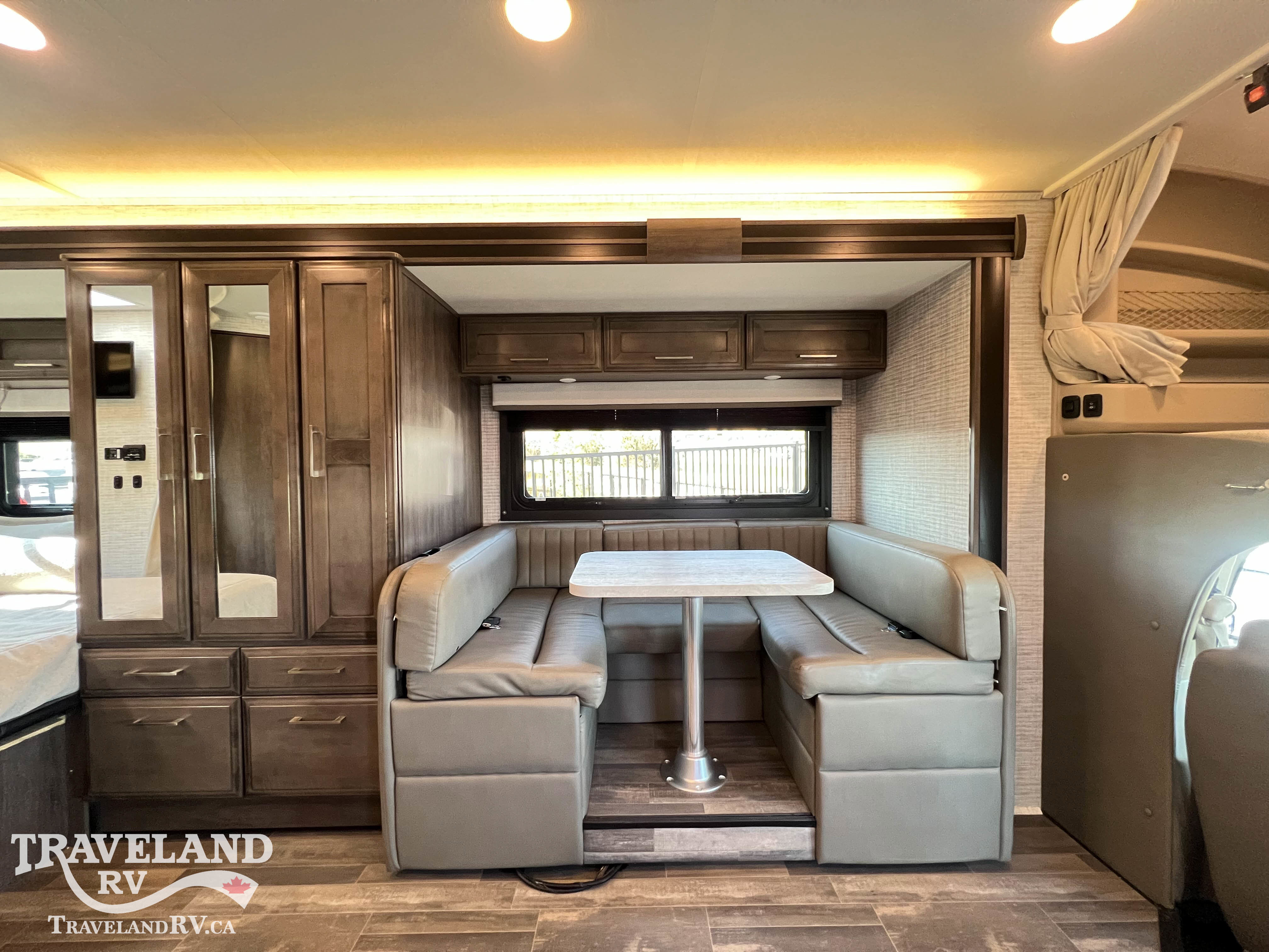 2025 Entegra Coach Odyssey 24B - Image 17
