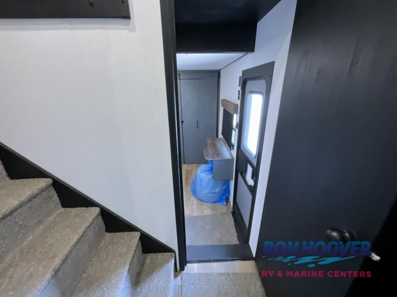 2026 PALOMINO PUMA 401LFT - Image 40