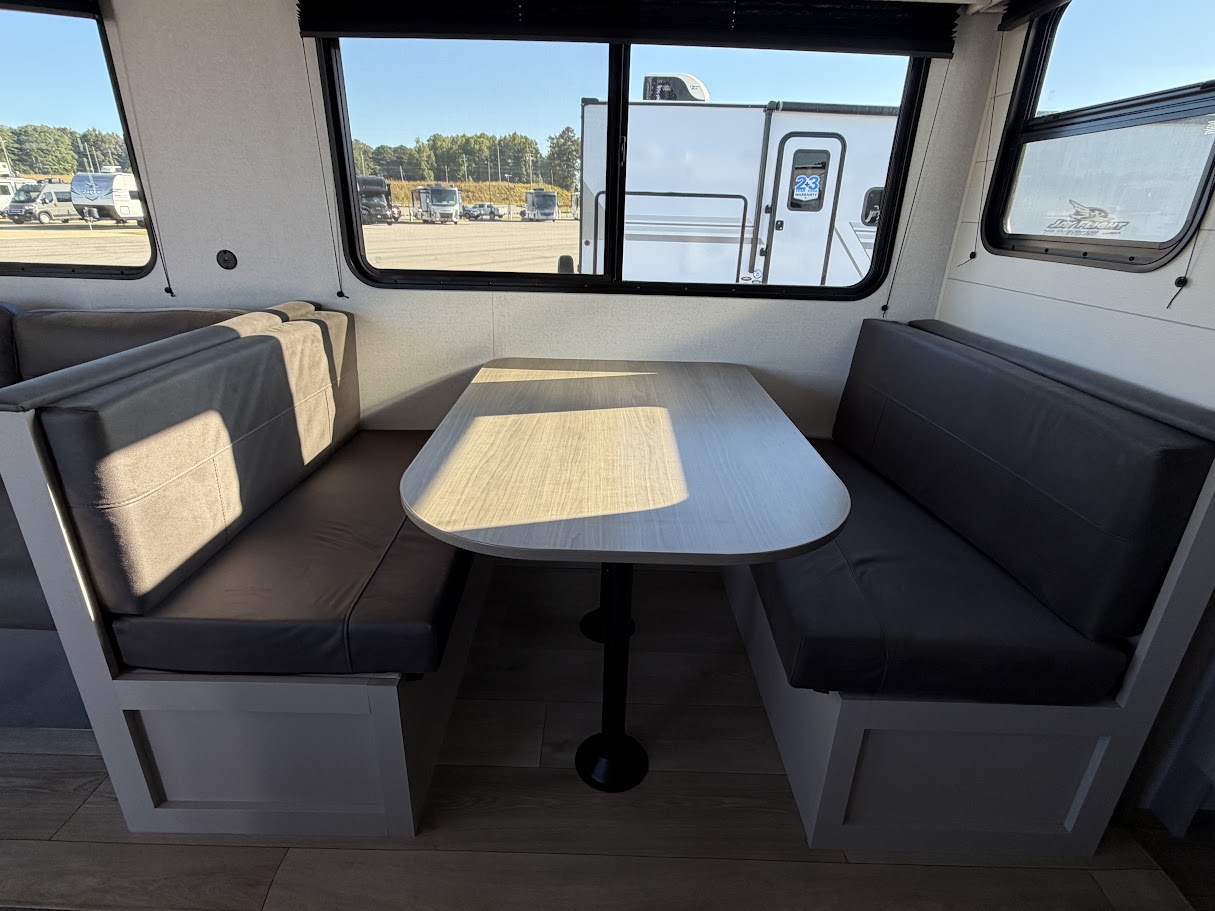 2027 JAYCO JAY FLIGHT 262RLS - Image 22