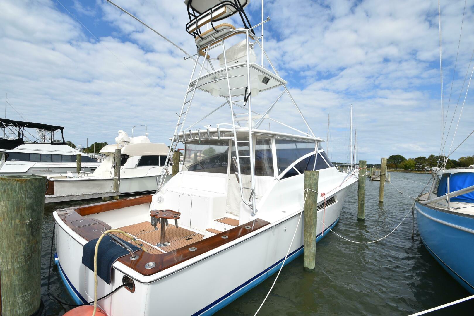 2003 Viking 45 Express - Image 52