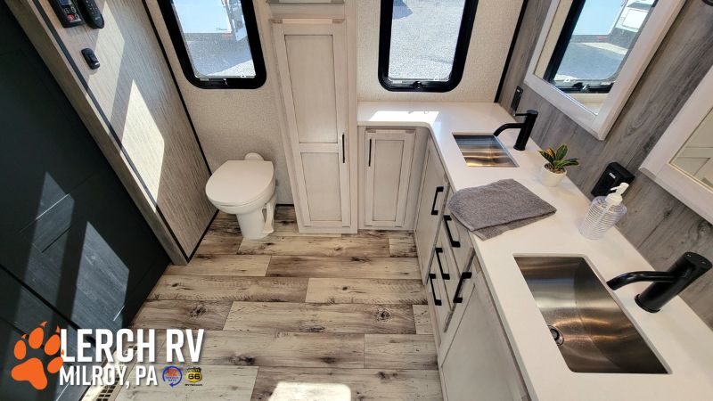 2022 KZ RV Durango Gold G387FLF - Image 49