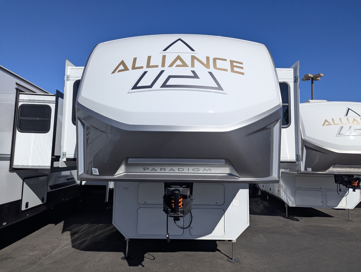 2026 Alliance RV Paradigm 385FL - Image 2