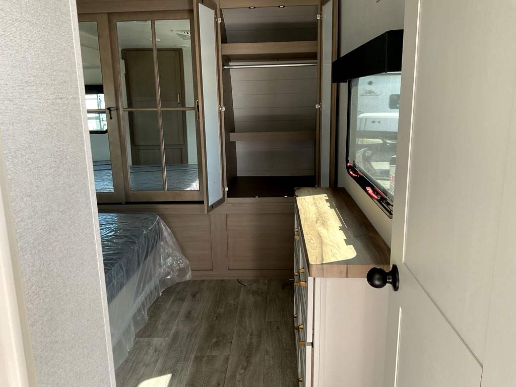 2027 JAYCO Eagle 294CKBS - Image 21