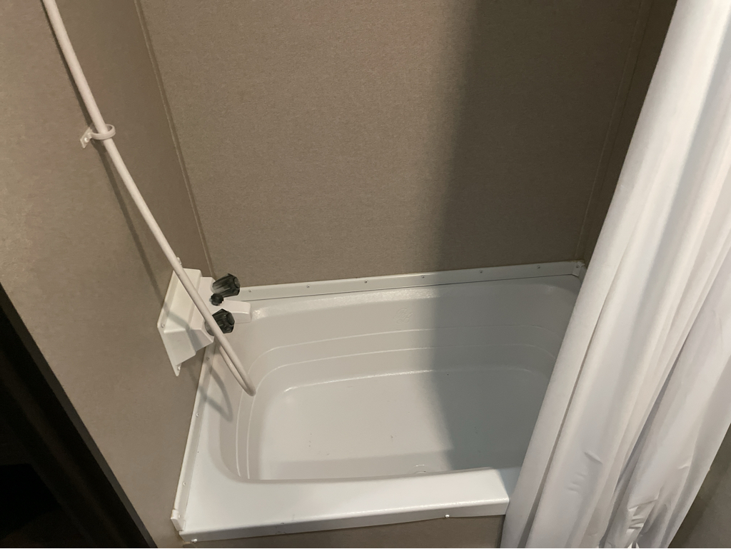 2019 Keystone Springdale Mini 1800BH - Image 18