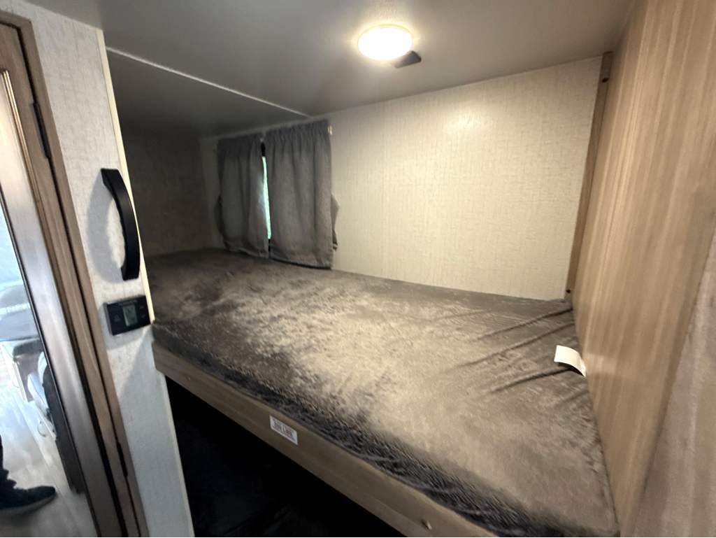 2022 WINNEBAGO MICRO MINNIE 1800BH - Image 21