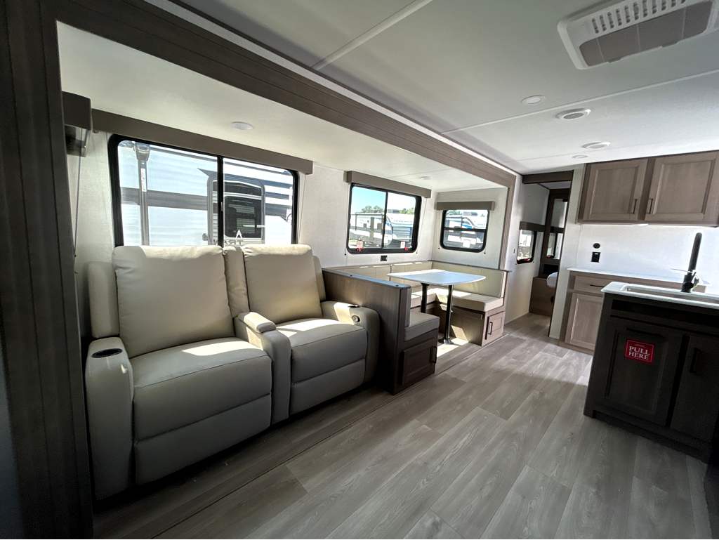 2026 GRAND DESIGN TRANSCEND 27DBX - Image 18