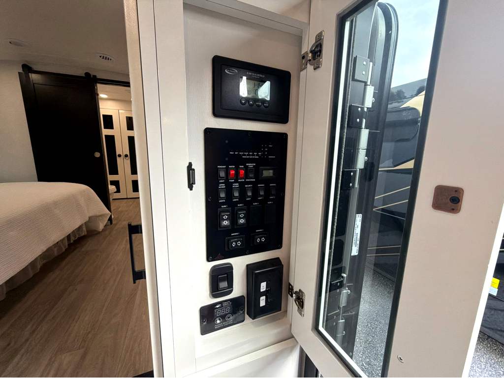 2027 JAYCO PINNACLE 38FBRK - Image 37