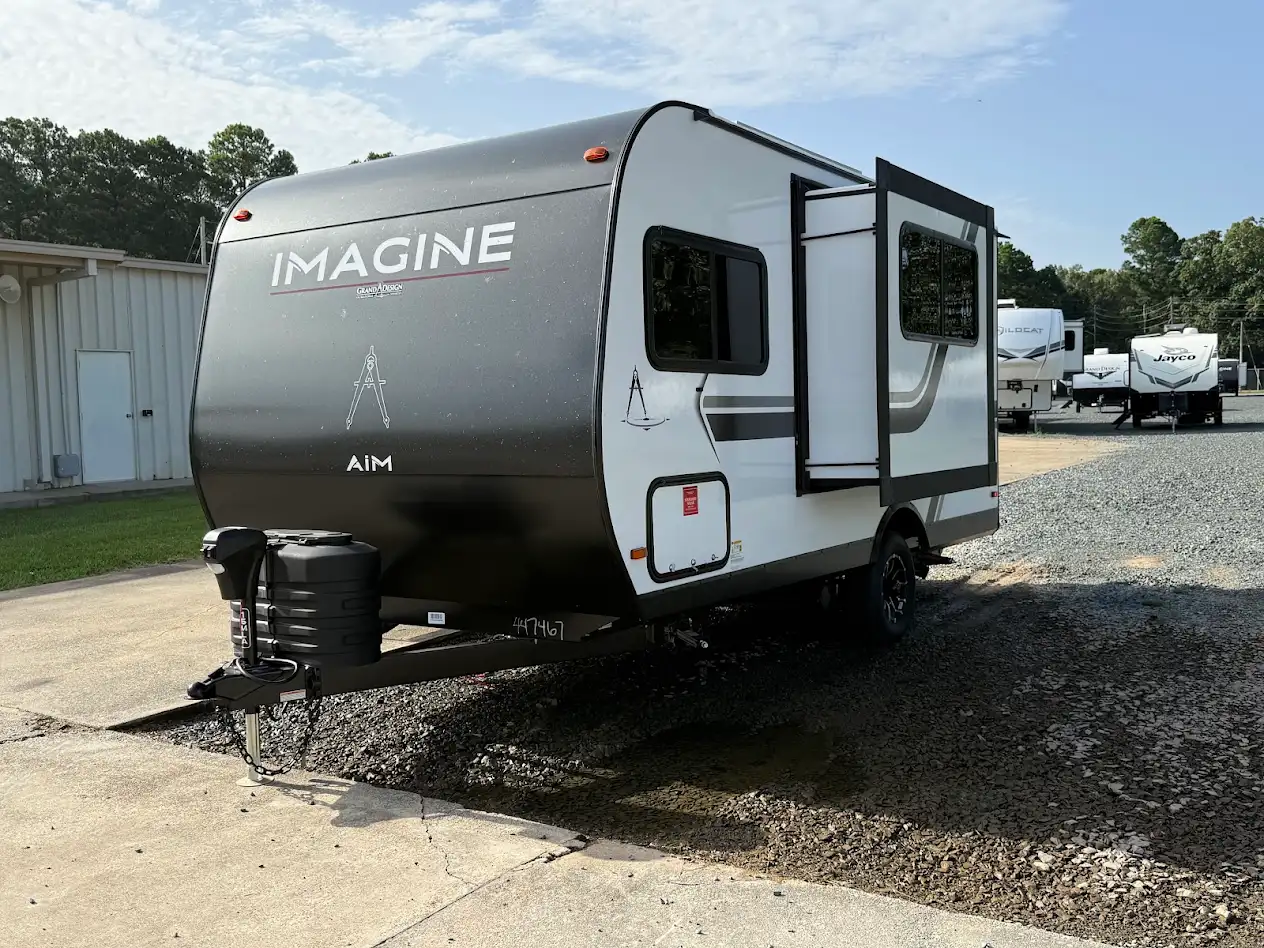 2027 Grand Design Imagine AIM 16MLA - Image 4