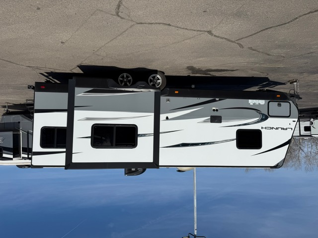 2019 Starcraft Launch Outfitter 24RLS - Image 2