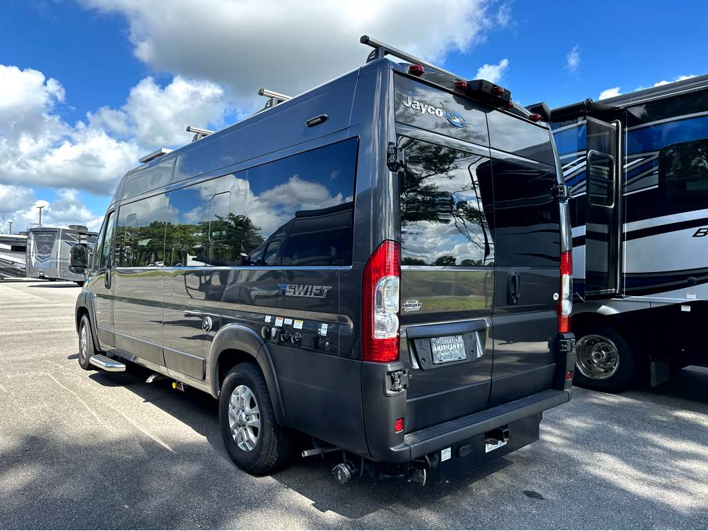 2024 JAYCO SWIFT 20T - Image 4