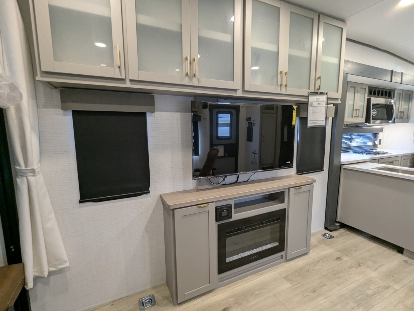 2027 Forest River Stealth 2900 - Image 28