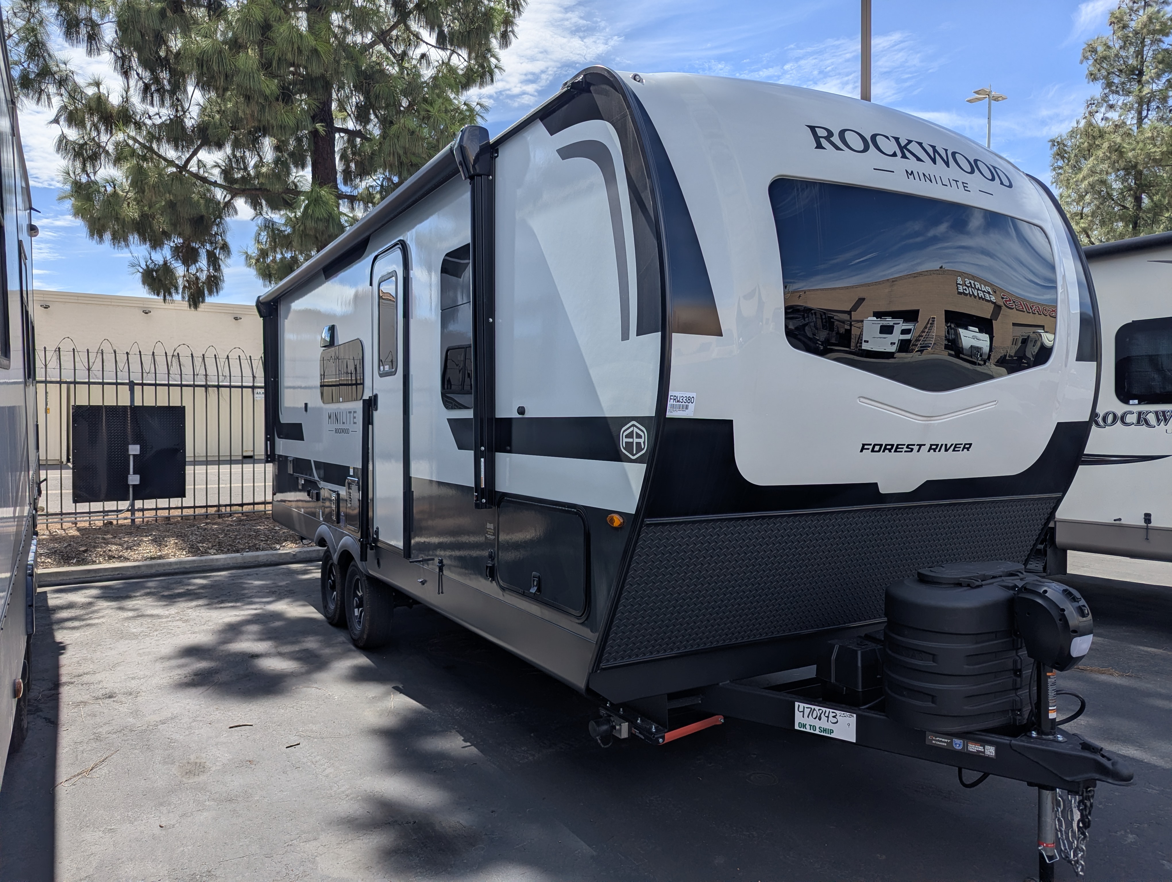 2027 Forest River Rockwood Mini Lite 2520BH - Image 1