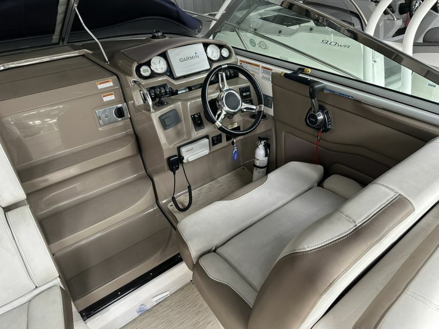 2017 Regal 28 Express - Image 11