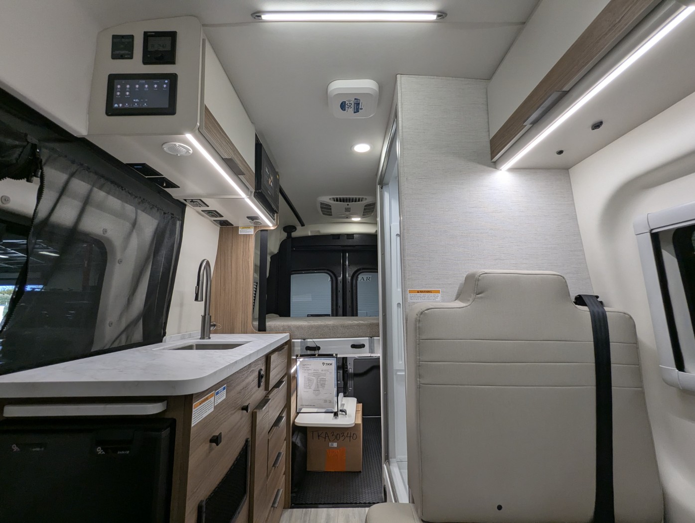 2027 Thor Motor Coach Talavera 1921 - Image 23