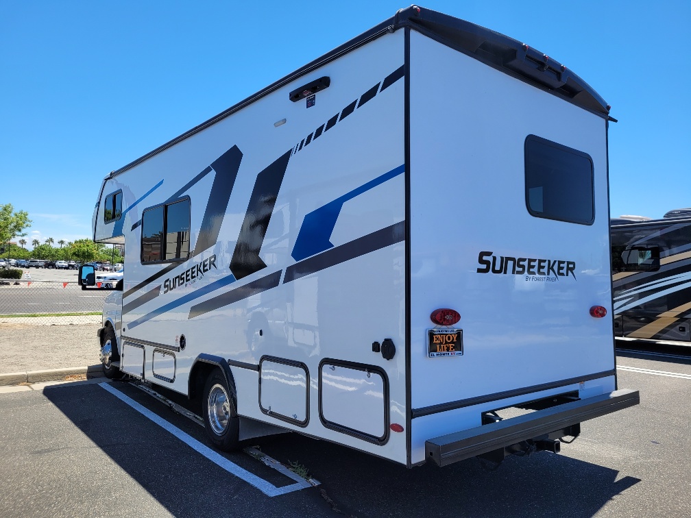 2025 Forest River Sunseeker LE 2350LE - Image 3