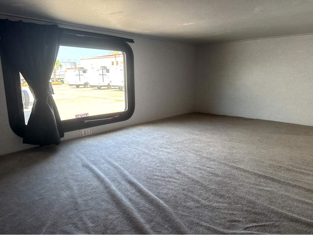 2027 Jayco Jay Flight SLX 260BH - Image 19