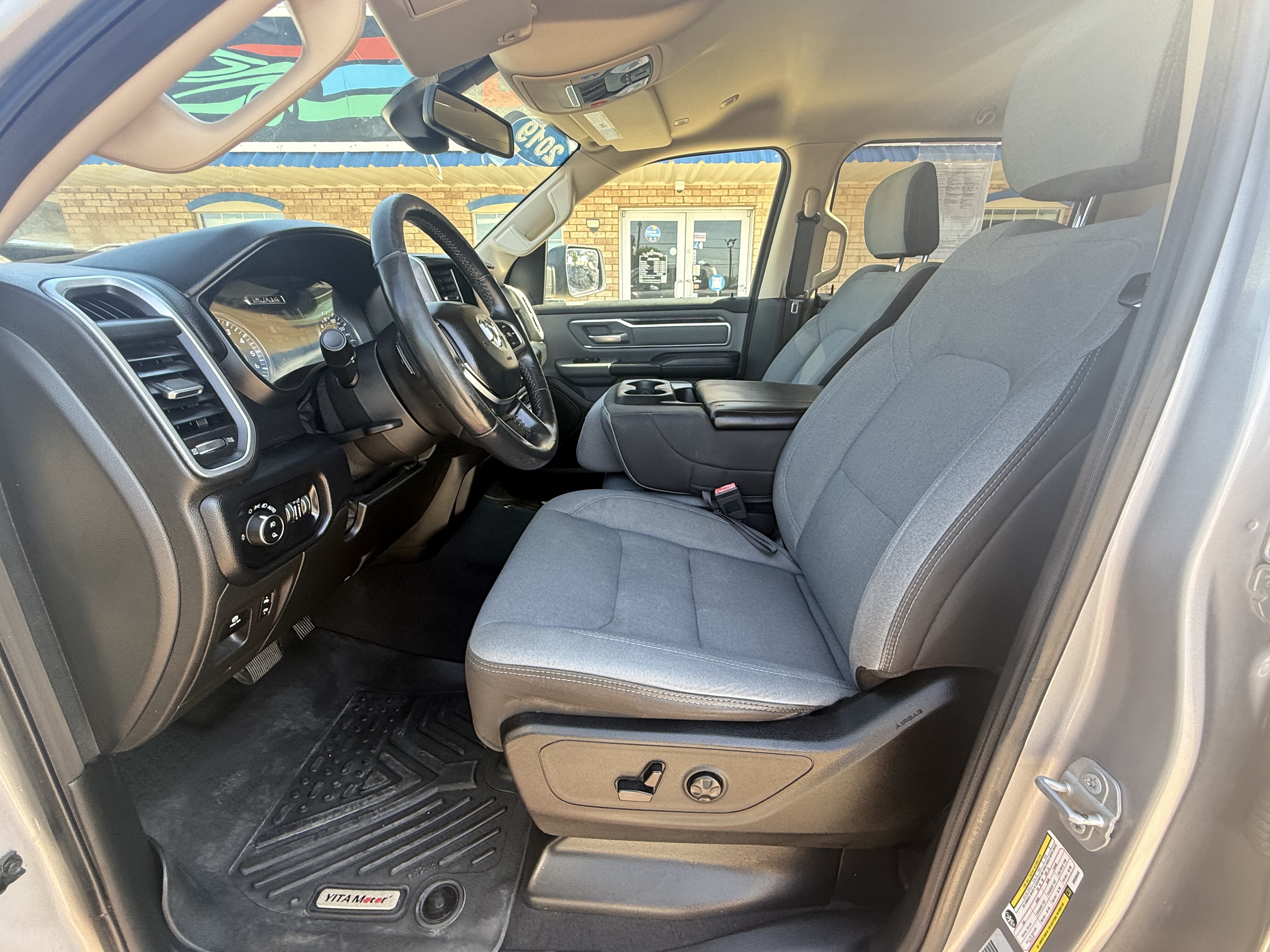 2019 Ram 1500 Pickup Crew Cab Bighorn/Lone Star 4WD - Image 19