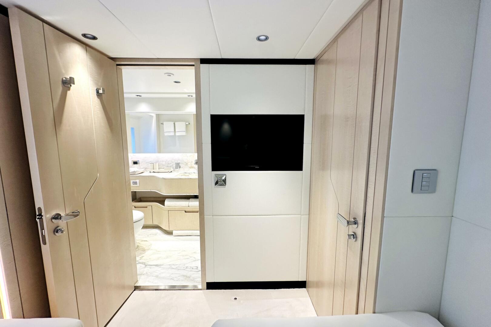 2024 Majesty Yachts 120 - Image 28