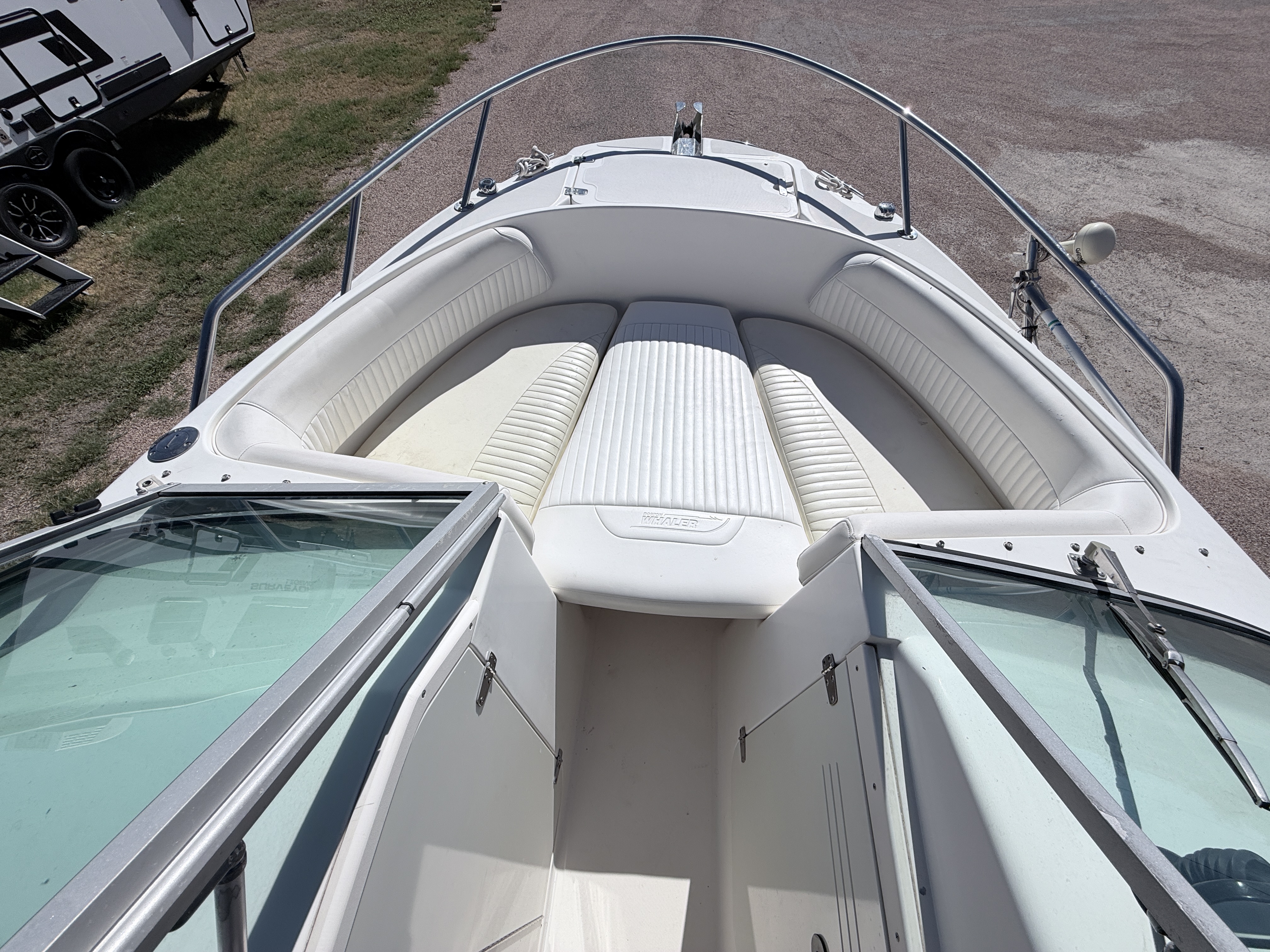 2003 BOSTON WHALER 210 VENTURA - Image 19
