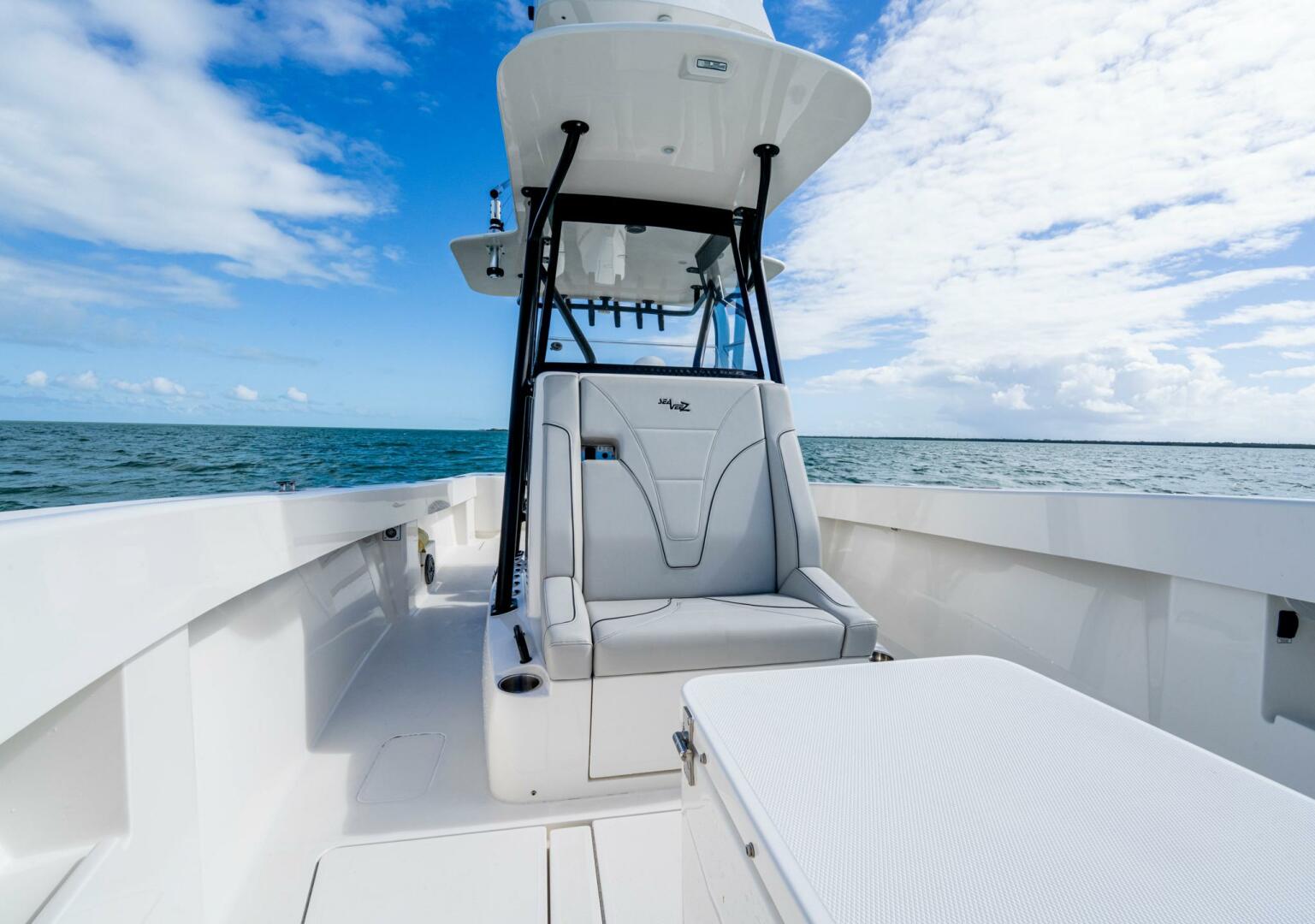 2024 SeaVee 322z - Image 25