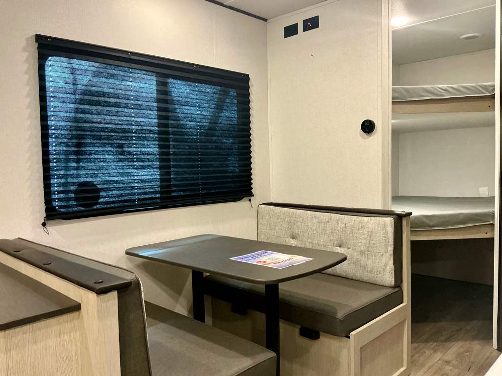 2026 COACHMEN 290BH - Image 8