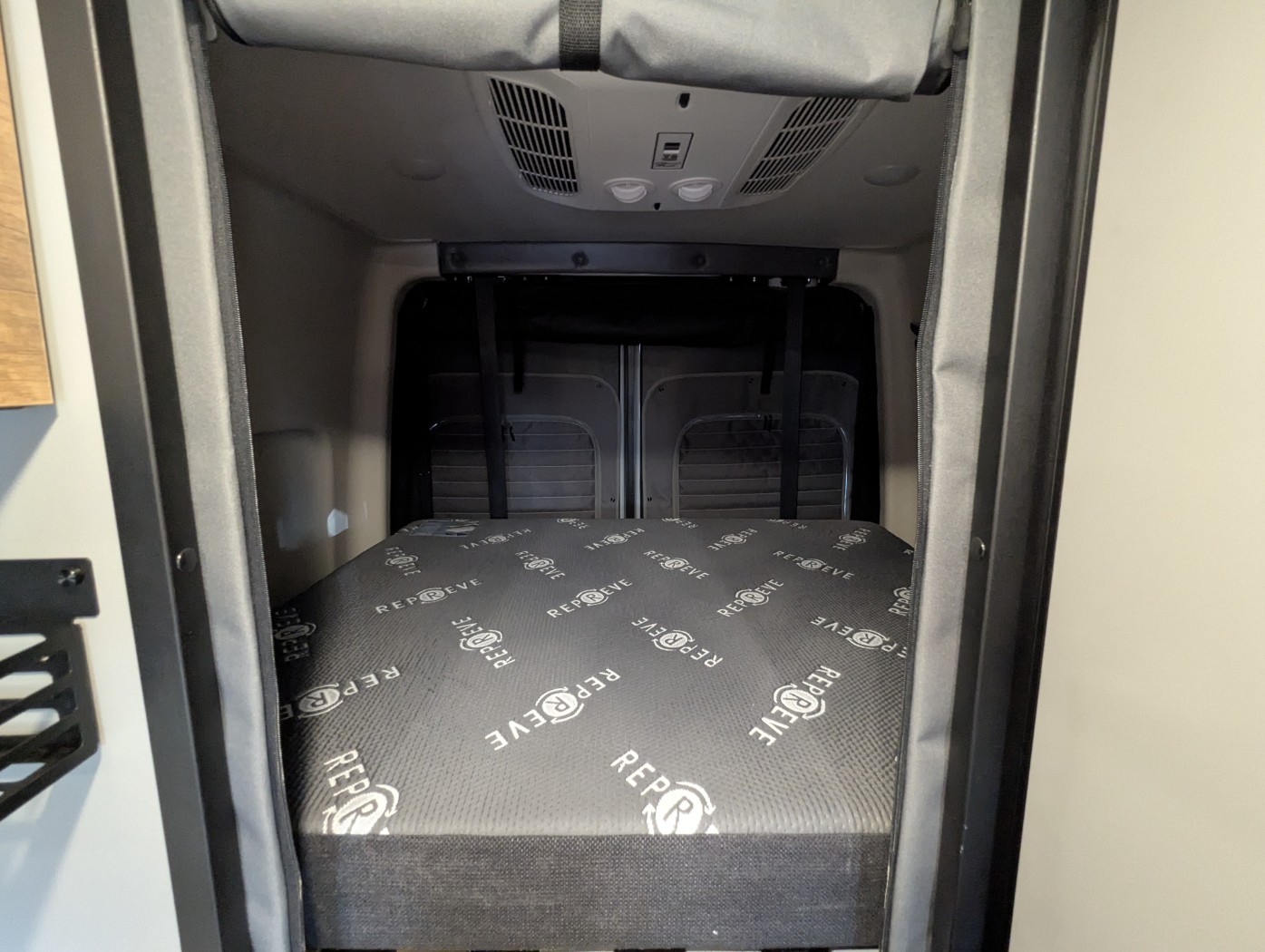 2027 Winnebago Revel 44EC - Image 23