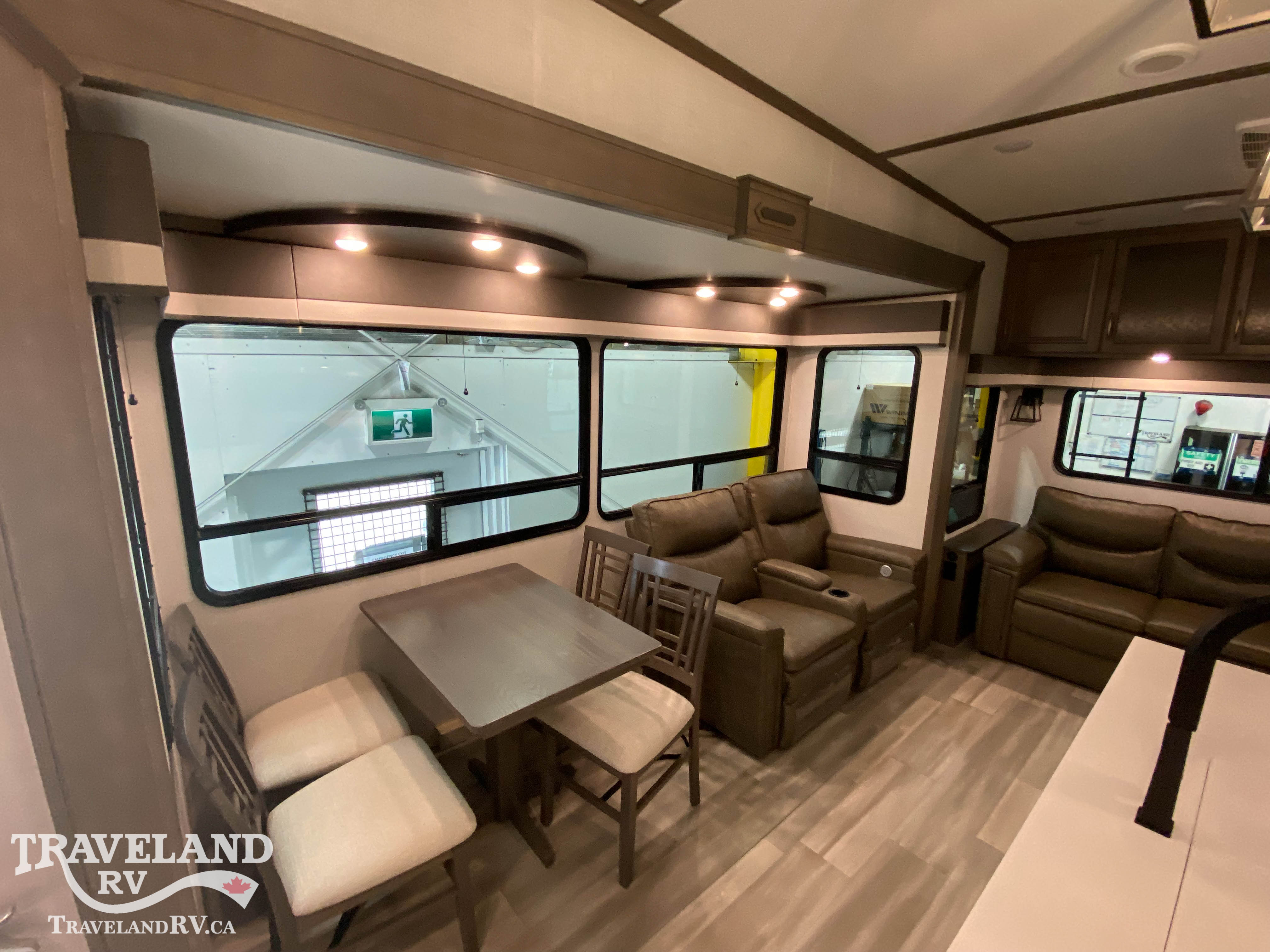 2023 Grand Design SOLITUDE 2930RL - Image 10