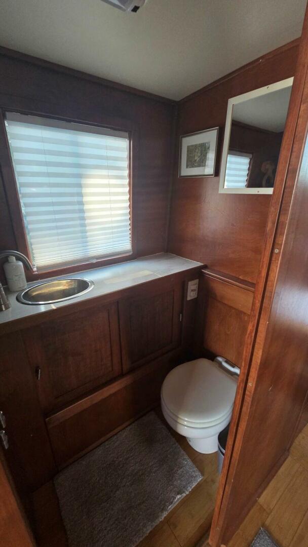 2004 Pilgrim Progress Mark II 42 - Image 14