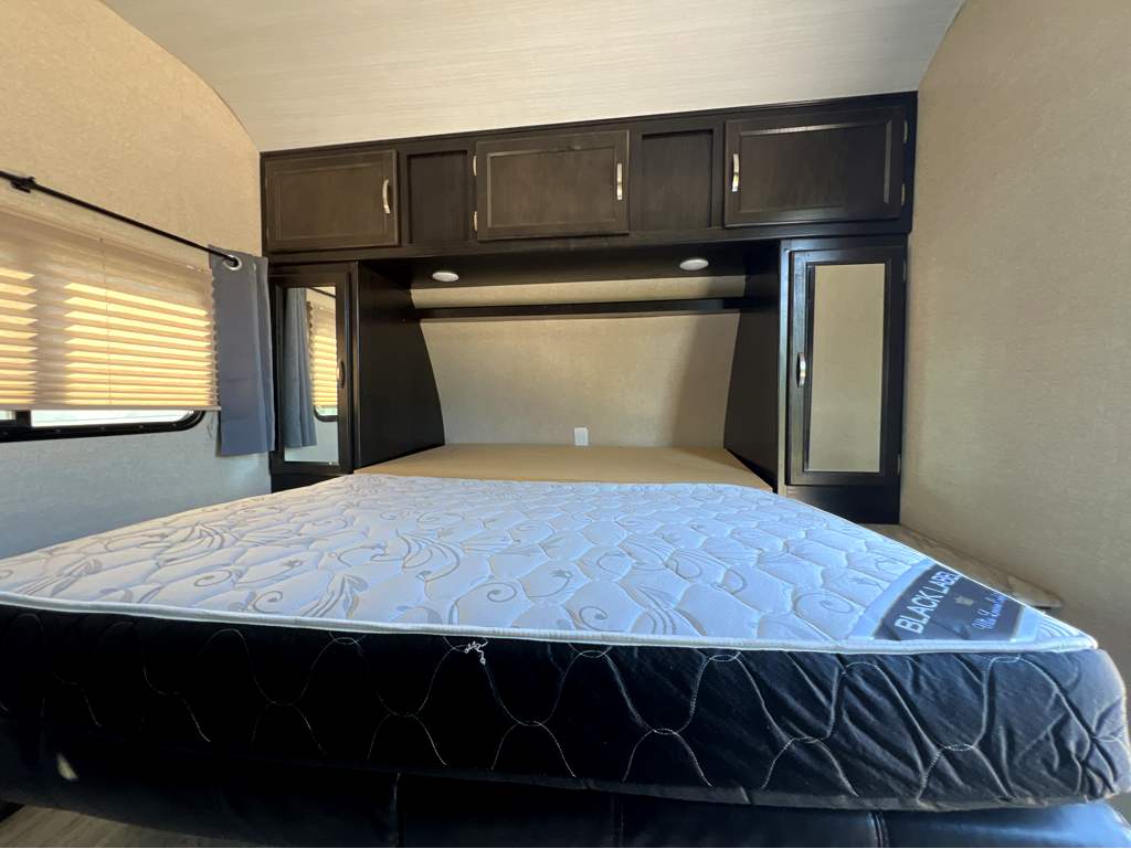 2019 COACHMEN SPIRIT 2245BH - Image 21