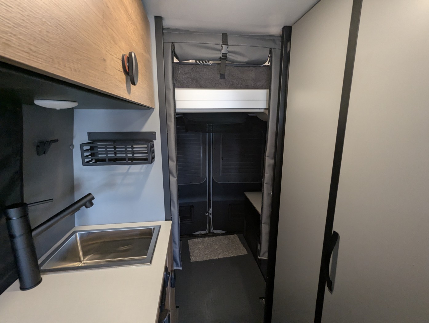 2026 Winnebago Revel 44E - Image 21