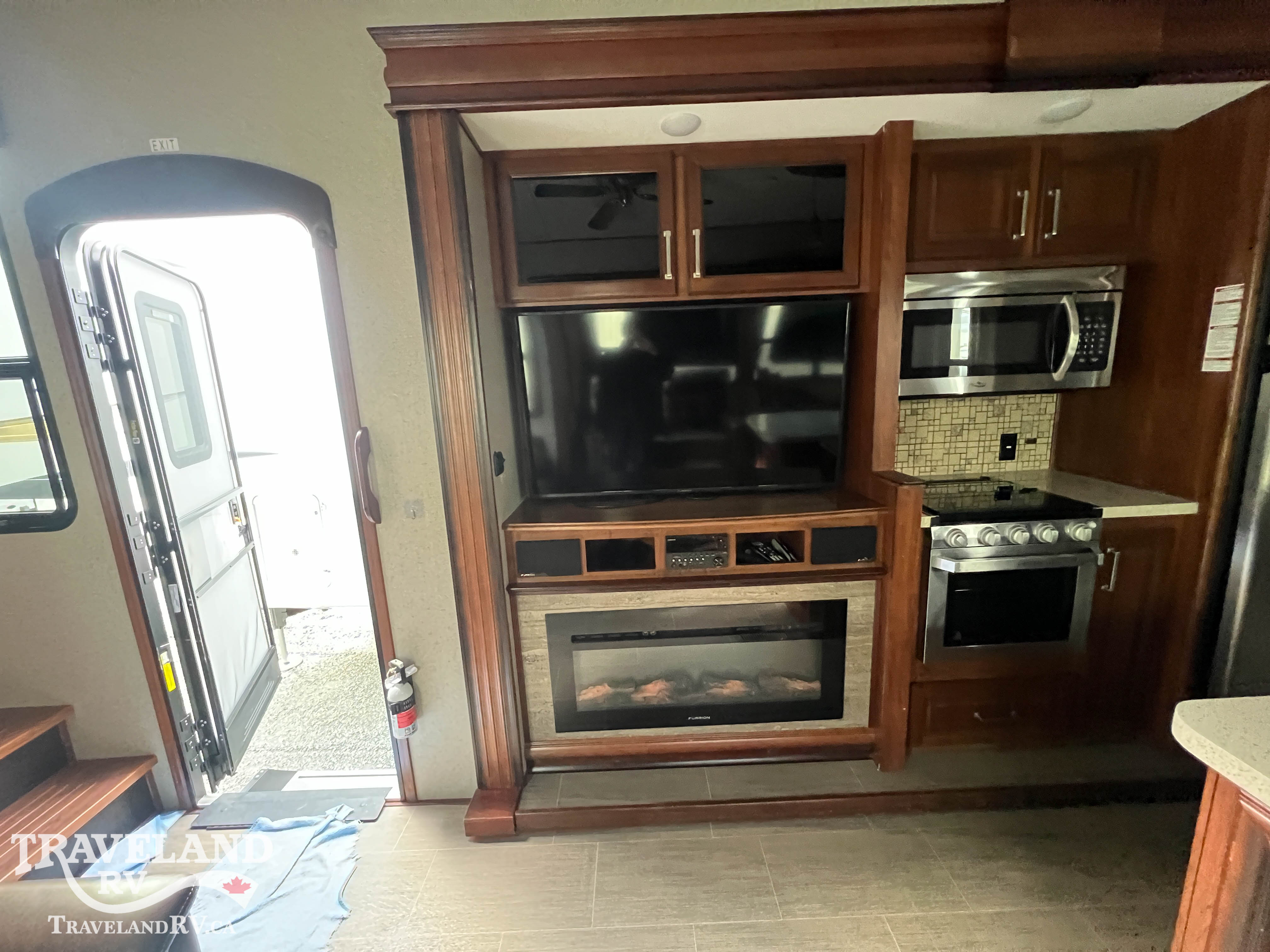 2019 Keystone Avalanche 385BG - Image 22